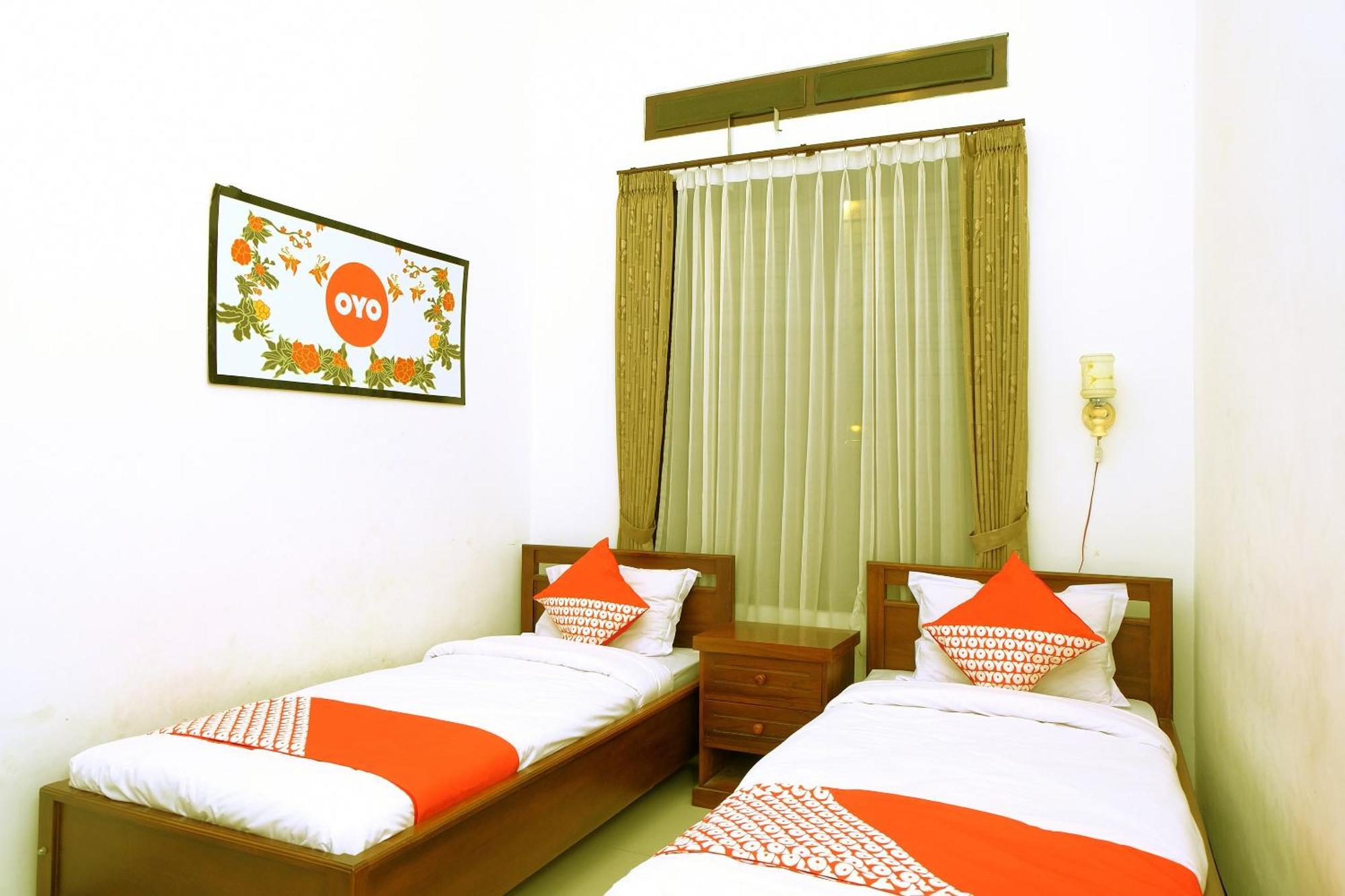 Oyo 350 D' Maktab Homestay Syariah Malang Exterior foto